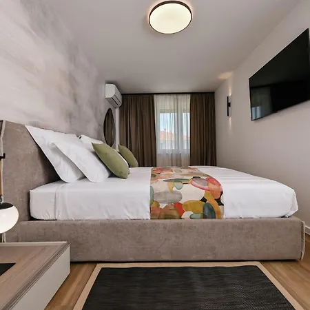 Donna By Interhome *