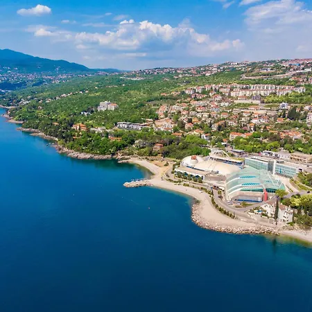 Donna By Interhome Rijeka